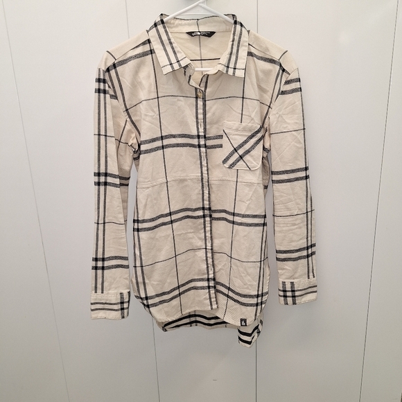 The North Face Tops - The North Face Plaid Shirt Womens Cream Black Small